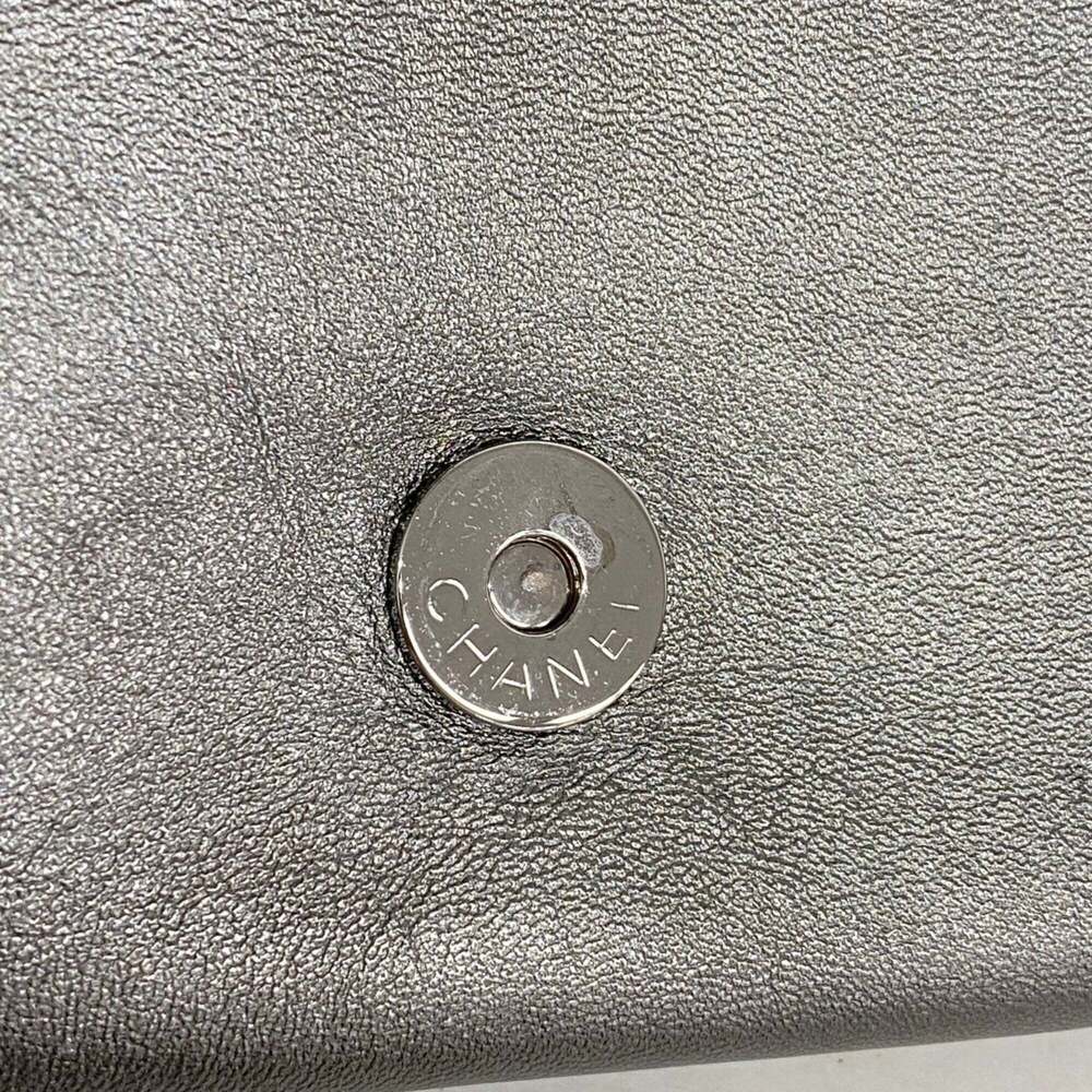 CHANEL Silver Lambskin Leather Shoulder Bag - Picture 7 of 10